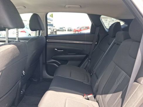 Used 2023 Hyundai Tucson SEL FWD image 6