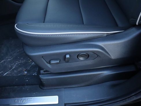 Certified 2026 GMC Yukon Elevation image 23