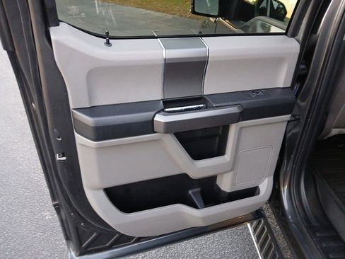 Used 2020 Ford F150 XLT w/ Equipment Group 302A Luxury image 25