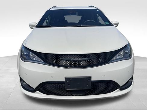 Used 2020 Chrysler Pacifica Touring-L w/ Advanced Safetytec Group AWD/4WD image 25