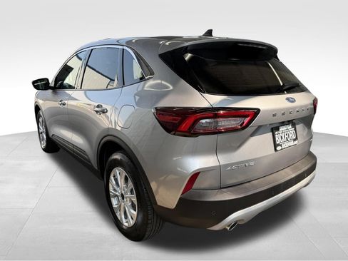 Used 2023 Ford Escape Active w/ Tech Pack #2 AWD/4WD image 8