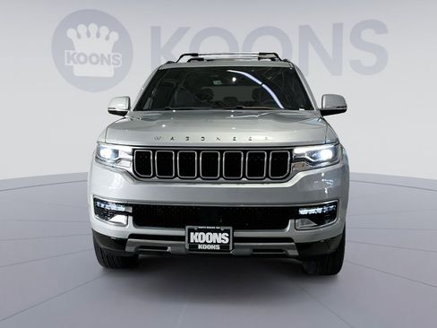 Used 2022 Jeep Wagoneer Series III w/ Premium Group I image 19