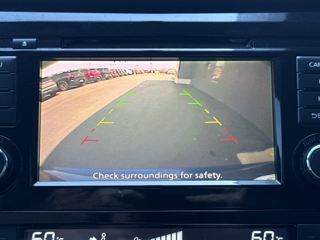 Used 2018 Nissan Rogue SV FWD image 8
