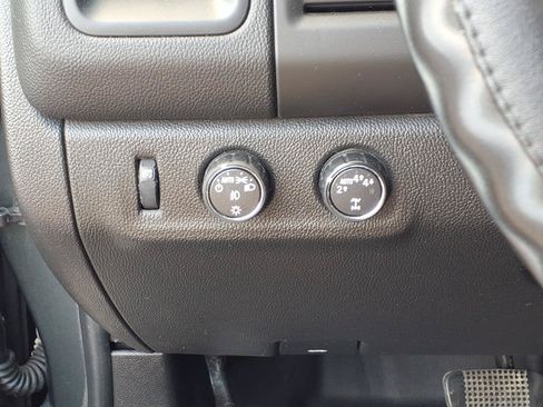 Used 2017 Chevrolet Colorado LT w/ LT Convenience Package AWD/4WD image 21