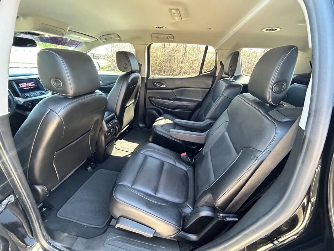 Used 2019 GMC Acadia SLT FWD image 13