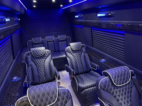 Used 2023 Mercedes-Benz Sprinter 3500 w/ Parking Package image 2