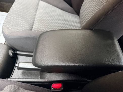 Used 2010 Chevrolet Cobalt LT FWD image 32