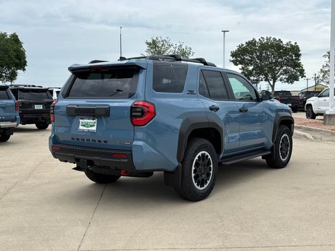 New 2026 Toyota 4Runner TRD Off-Road AWD/4WD image 4