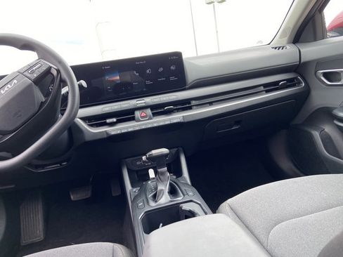Used 2025 Kia K4 FWD image 20