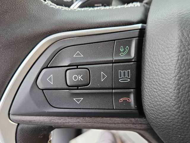 New 2025 Jeep Grand Cherokee Limited w/ Luxury Tech Group II RWD image 25