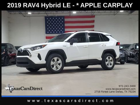 Used 2019 Toyota RAV4 LE AWD/4WD image 1