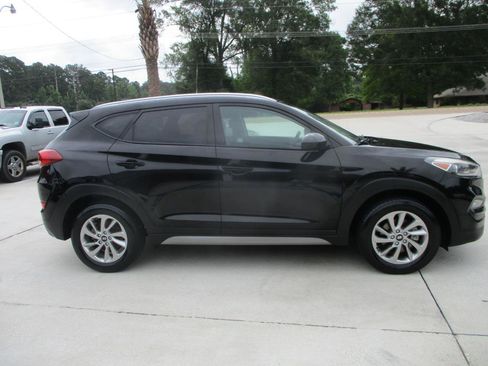 Used 2018 Hyundai Tucson SEL FWD image 9