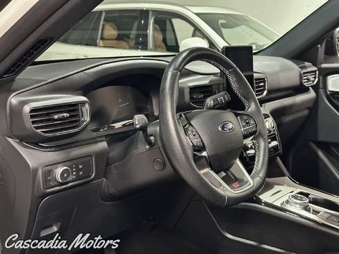 Used 2021 Ford Explorer ST w/ Equipment Group 401A AWD/4WD image 18