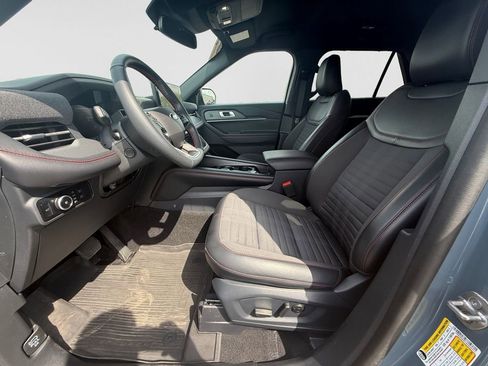 Used 2025 Ford Explorer ST-Line w/ Premium Package image 14