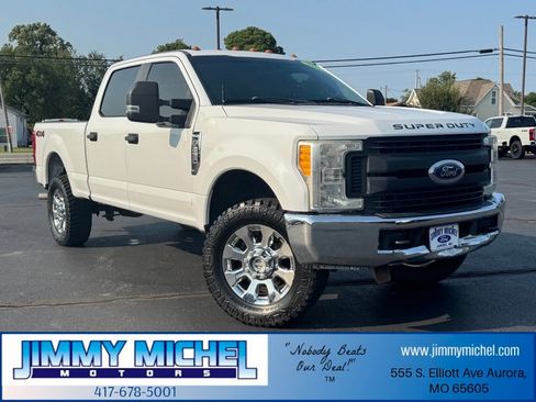 Used 2017 Ford F250 XL w/ Power Equipment Group AWD/4WD image 1