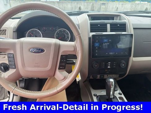 Used 2011 Ford Escape 2WD Hybrid image 8