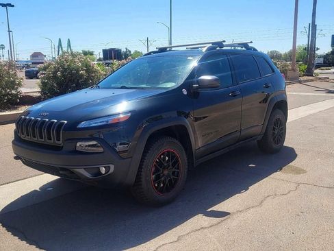 Used 2015 Jeep Cherokee Trailhawk w/ Comfort/Convenience Group image 5