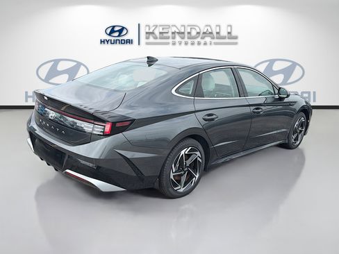 New 2026 Hyundai Sonata SEL FWD image 6