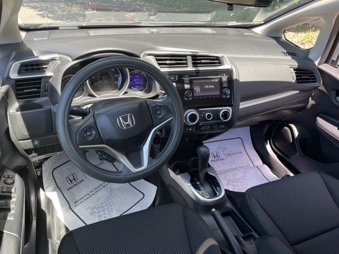 Used 2019 Honda Fit LX image 4