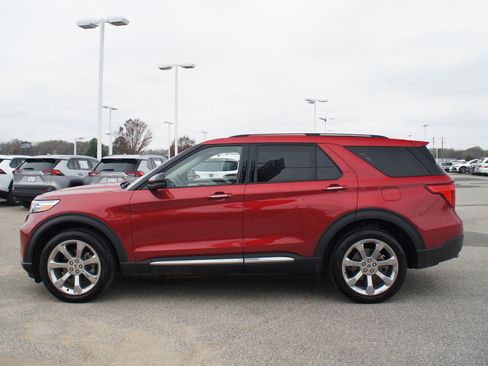 Used 2020 Ford Explorer Platinum w/ Premium Technology Package image 14