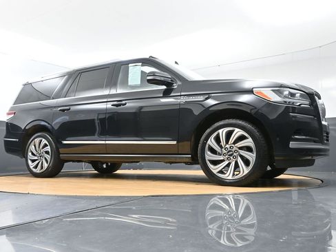 Used 2022 Lincoln Navigator L Reserve image 55