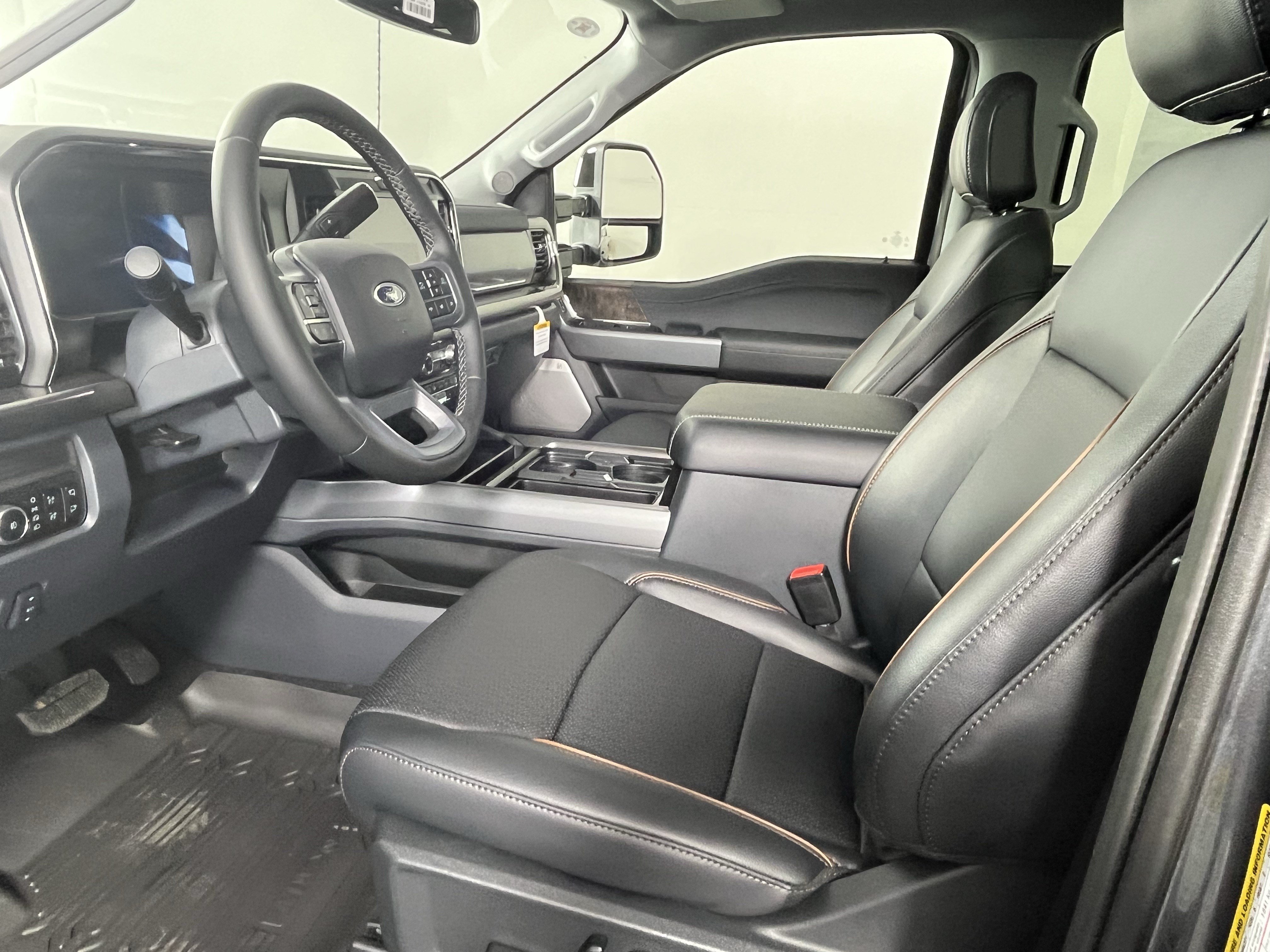 New 2026 Ford F350 Lariat w/ Black Appearance Package AWD/4WD image 8