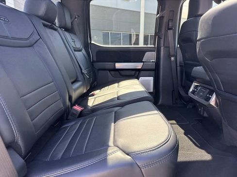 Used 2025 Ford F350 Platinum image 7