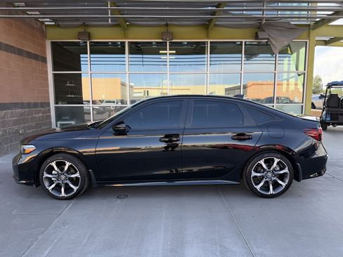 Used 2025 Honda Civic Sport Touring image 7