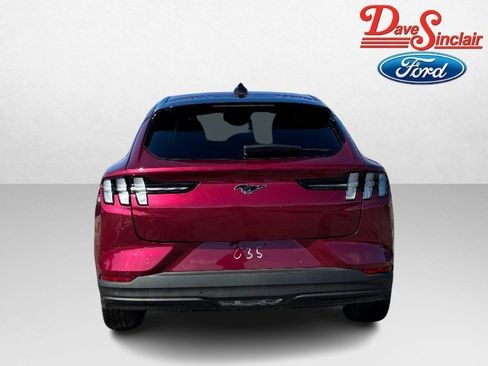 Used 2025 Ford Mustang Mach-E Premium image 8