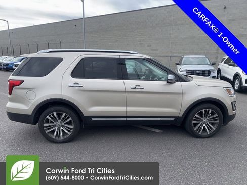 Used 2017 Ford Explorer Platinum image 6
