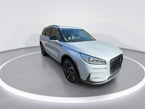 New 2026 Lincoln Corsair Reserve image 2