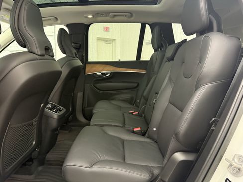 Certified 2023 Volvo XC90 B5 Plus w/ Protection Package AWD/4WD image 23