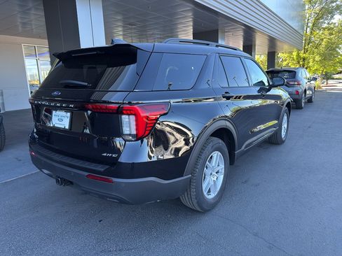 New 2026 Ford Explorer Active AWD/4WD image 4