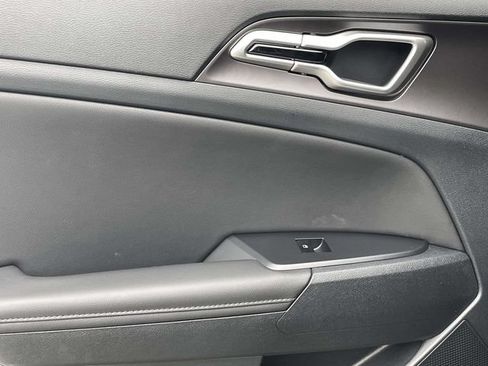 Certified 2026 Kia Sportage EX FWD image 24