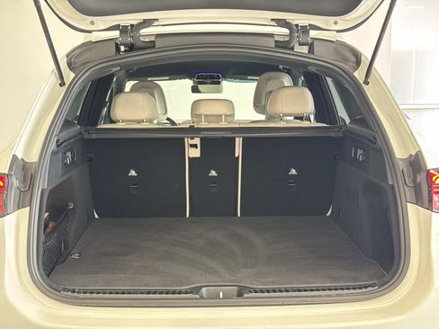 Certified 2025 Mercedes-Benz GLC 300 image 25