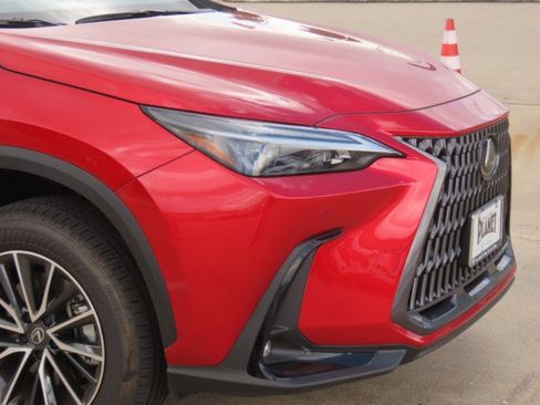 Used 2026 Lexus NX 350h AWD w/ Accessory Package (2T) image 5