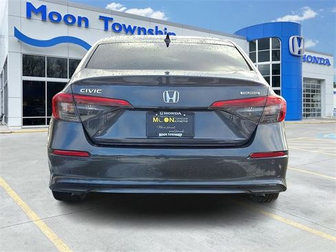 Used 2024 Honda Civic Touring image 5