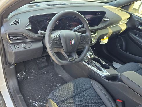 New 2026 Buick Envista Preferred FWD image 15