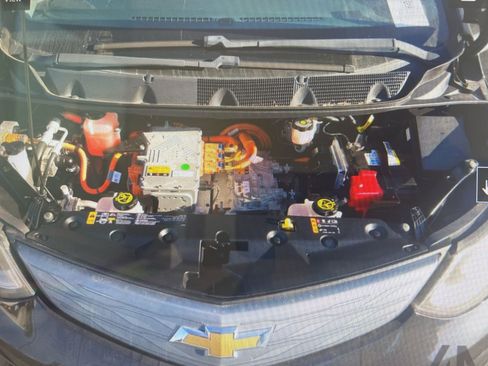 Used 2018 Chevrolet Bolt LT image 25