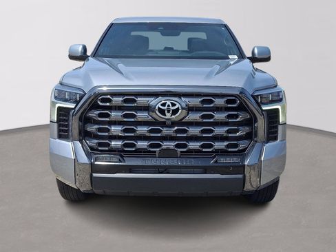 Used 2025 Toyota Tundra Platinum AWD/4WD image 2