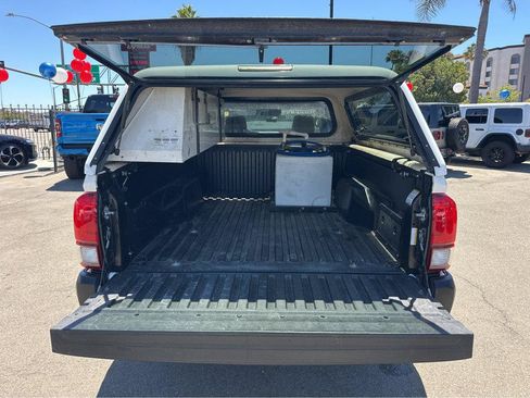 Used 2022 Toyota Tacoma SR RWD image 35