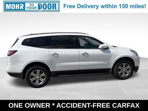 Used 2017 Chevrolet Traverse LT FWD image 7