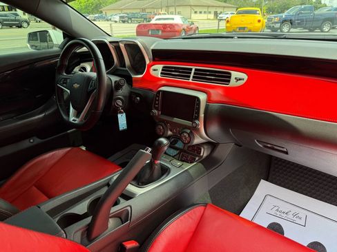 Used 2015 Chevrolet Camaro SS w/ Commemorative Special Edition RWD image 48