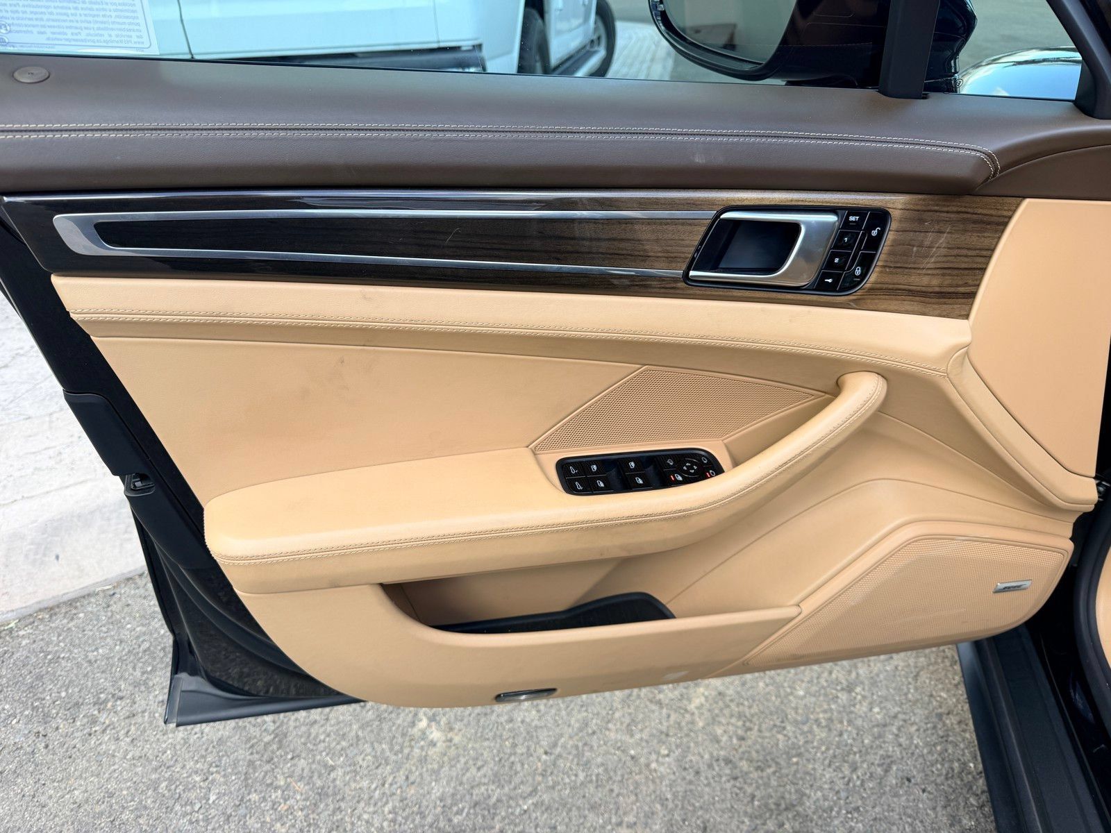 Used 2017 Porsche Panamera Turbo AWD/4WD image 18