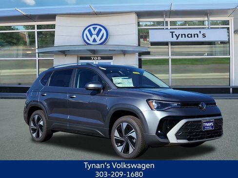 New 2025 Volkswagen Taos SE image 1