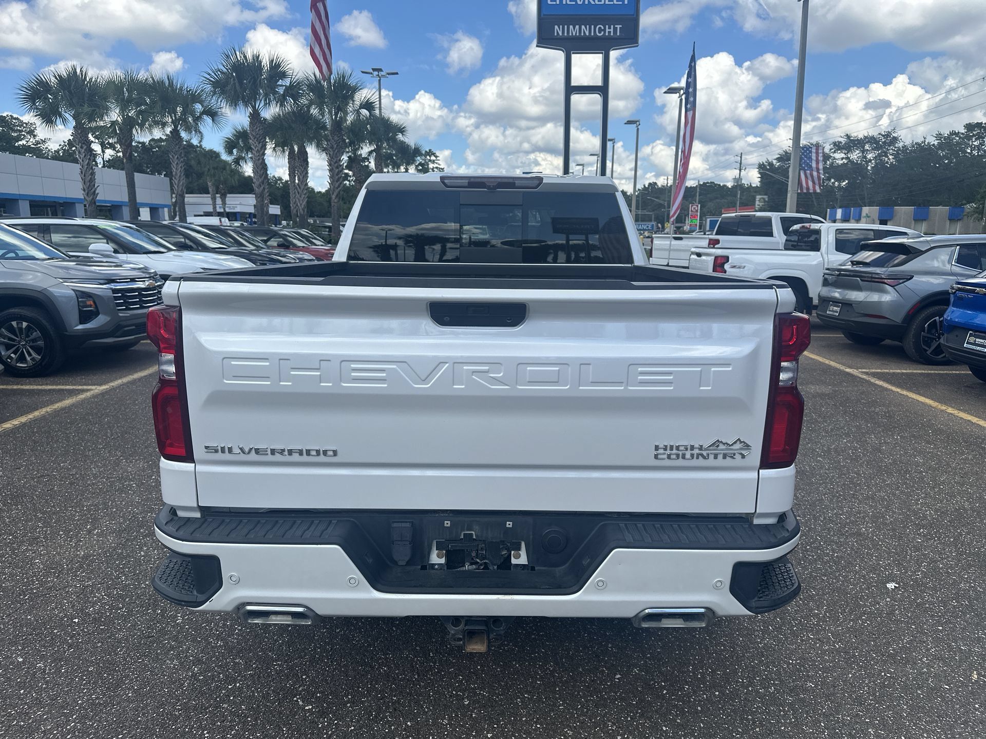 Used 2020 Chevrolet Silverado 1500 High Country w/ Trailer Camera Package AWD/4WD image 15