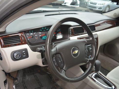 Used 2014 Chevrolet Impala Limited LS image 20