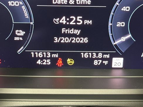 Used 2023 Audi Q4 e-tron Premium Plus w/ Premium Plus image 23