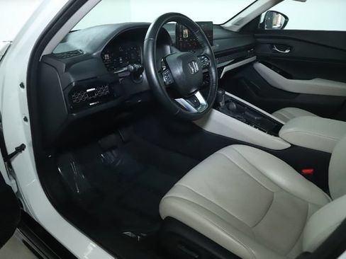 Used 2025 Honda Accord Touring image 19