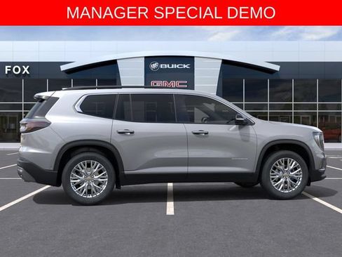 Used 2026 GMC Acadia Elevation w/ Elevation Premium Package AWD/4WD image 5